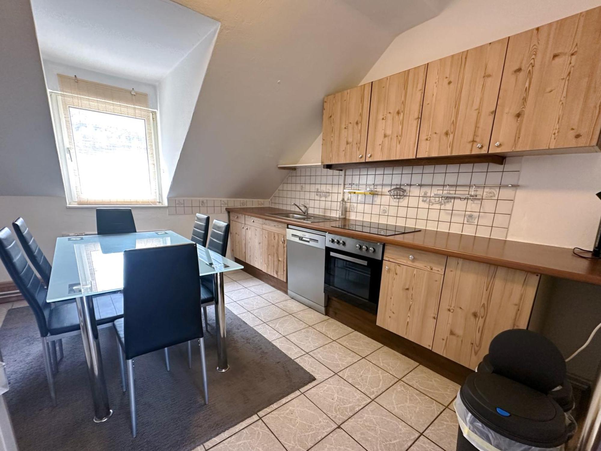 Up Resistances G Apartment Baden Bagian luar foto